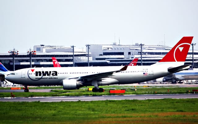 N856NW - Airbus