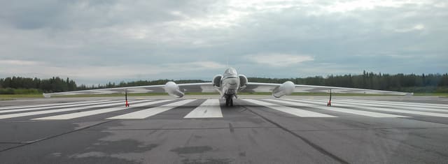 N806NA - Business jet