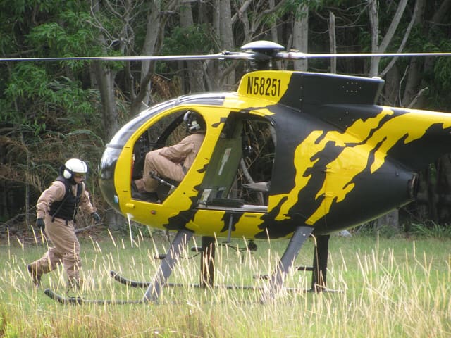 N58251 - Helicopter