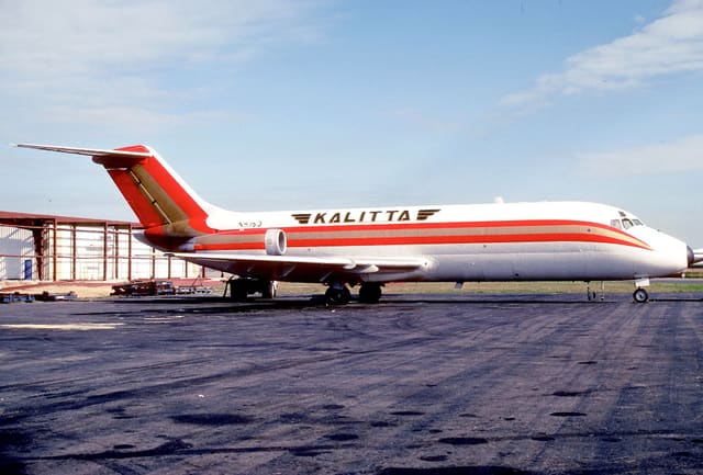 N9353 - Aircraft