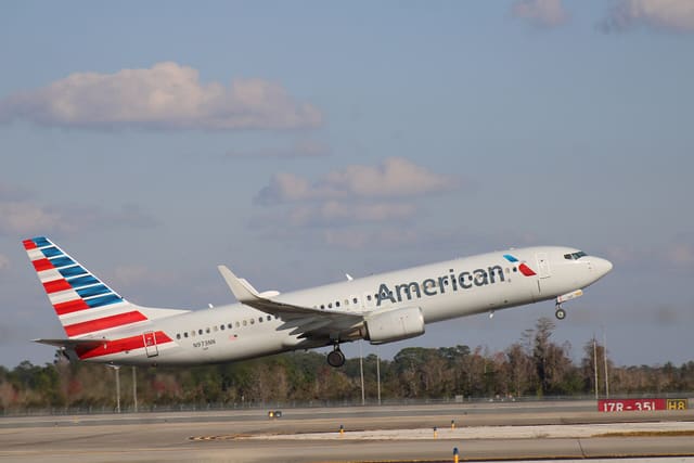 N973NN - Twin-engine aircraft