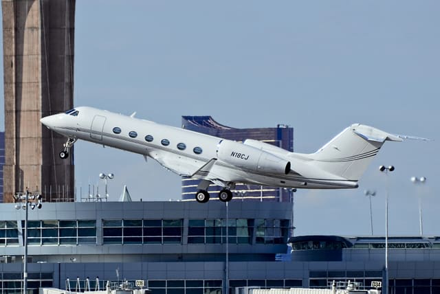 N18CJ - Gulfstream