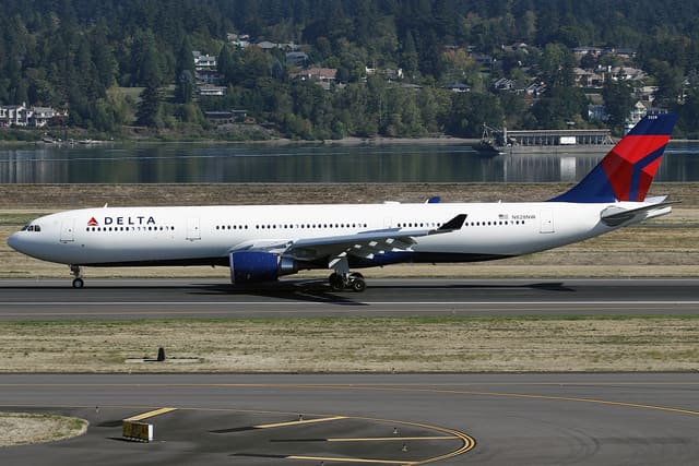 N828NW - Airbus