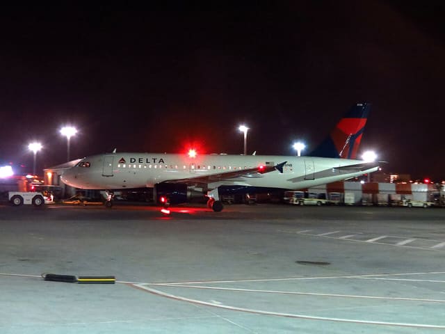 N338NB - Airbus