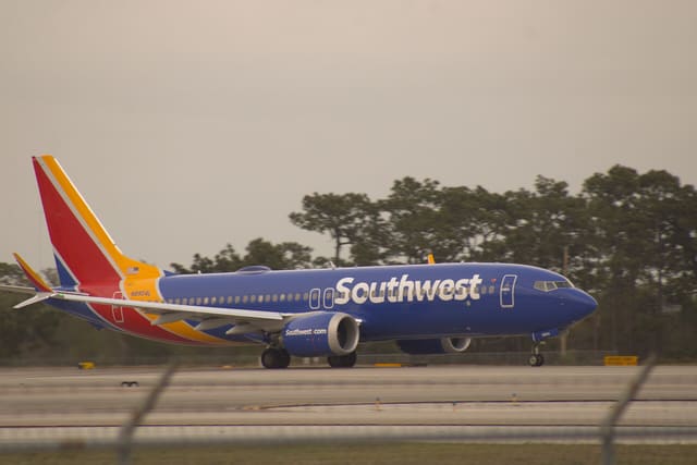 N8904L - Boeing