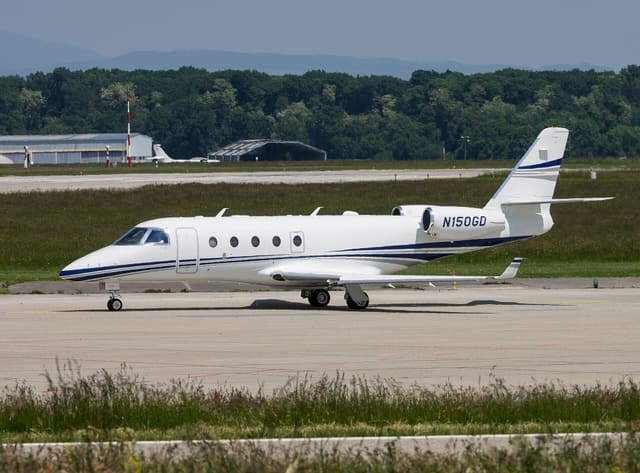 N150GD - Business jet