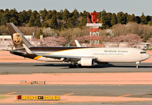 N342UP - Boeing
