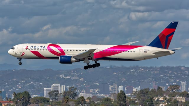 N845MH - Twin-engine aircraft