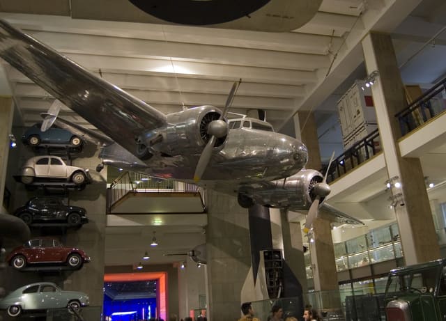  - Twin-engine aircraft