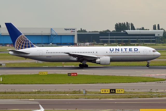N654UA - Boeing