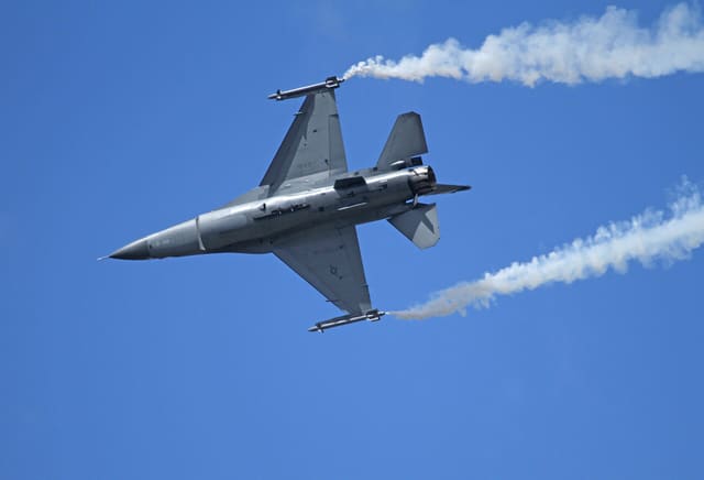  - Single-engine aircraft