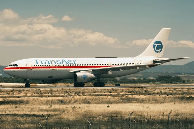 N228KW - Airbus