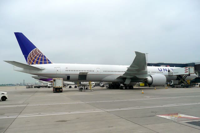N2140U - Boeing