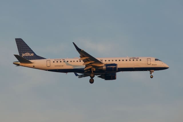 N249JB - Embraer