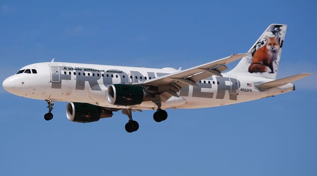 N922FR - Twin-engine aircraft