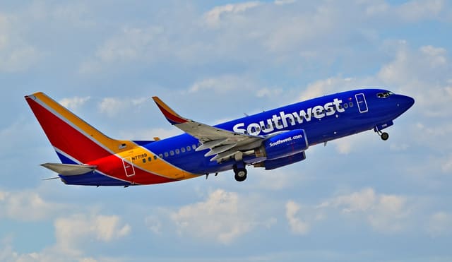N7718B - Boeing