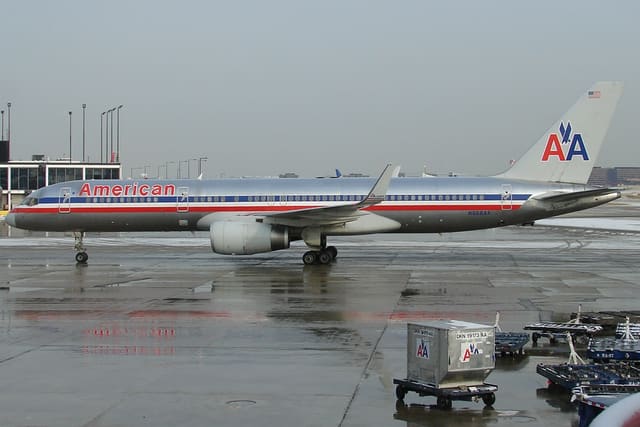 N668AA - Boeing
