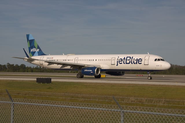 N958JB - Airbus