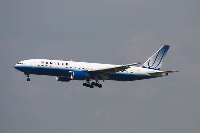 N785UA - Boeing