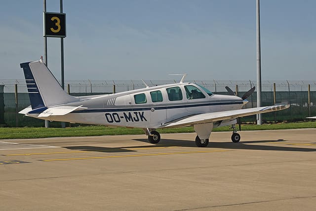OO-MJK - Single-engine aircraft