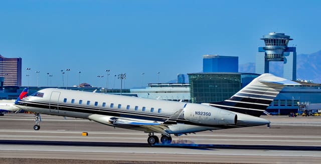N923SG - Business jet