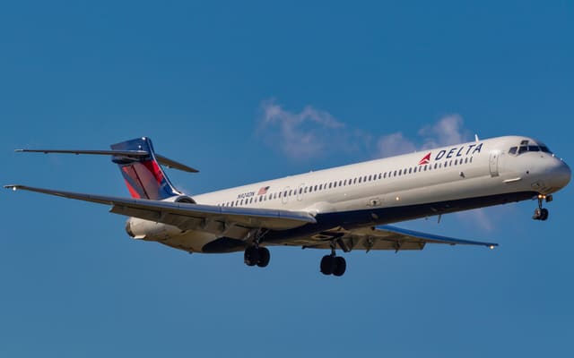 N924DN - Douglas
