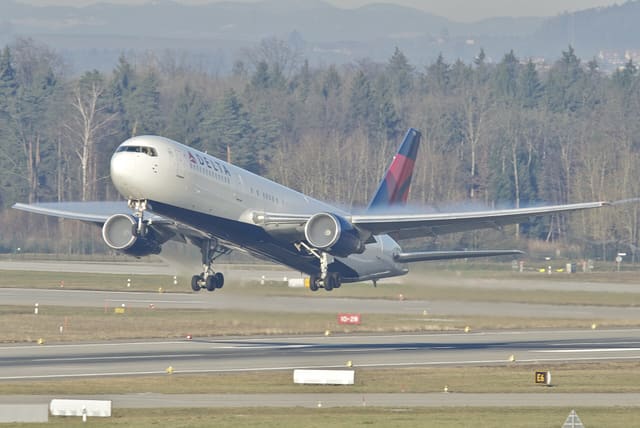 N155DL - Boeing