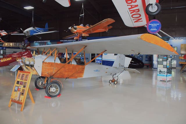 N3513 - Aircraft
