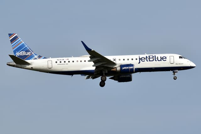 N231JB - Embraer