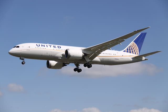 N26910 - Boeing