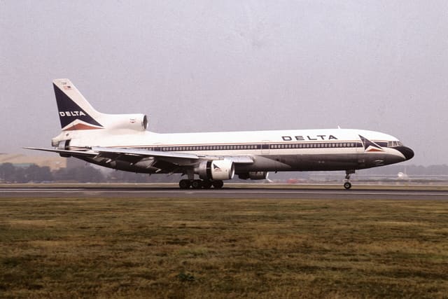 N1738D - Lockheed