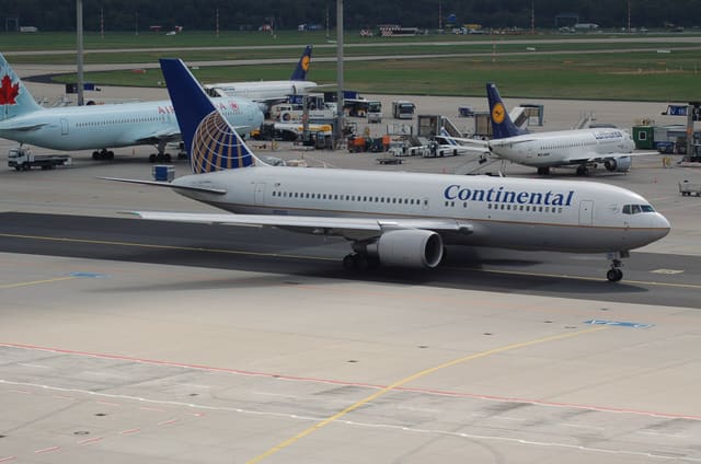 N73152 - Aircraft