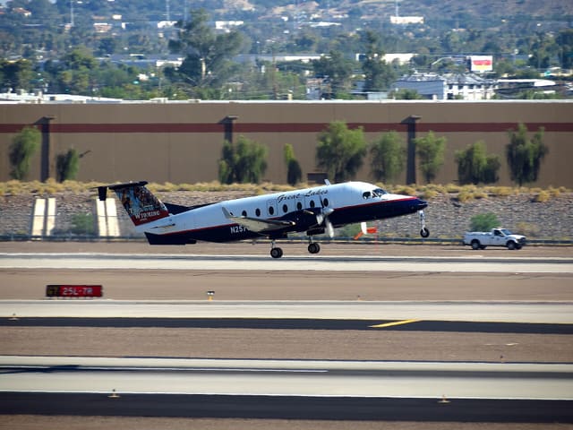 N257GL - Beechcraft