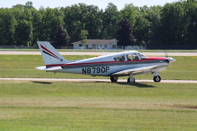 N8790P - Single-engine aircraft