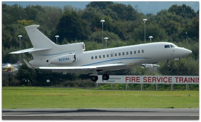 N2016A - Business jet