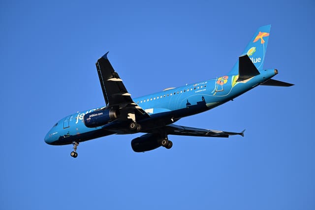 N779JB - Airbus