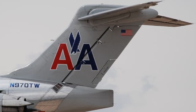 N970TW - Douglas