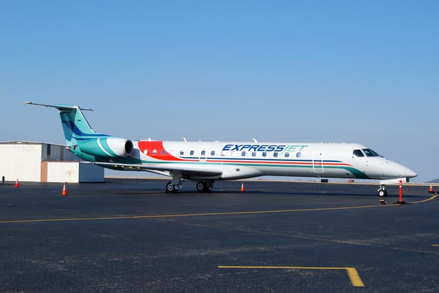 N13908 - Aircraft