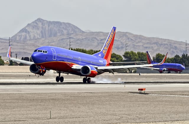 N385SW - Boeing