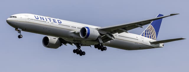 N2737U - Boeing