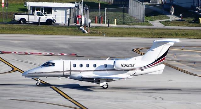 N319QS - Business jet