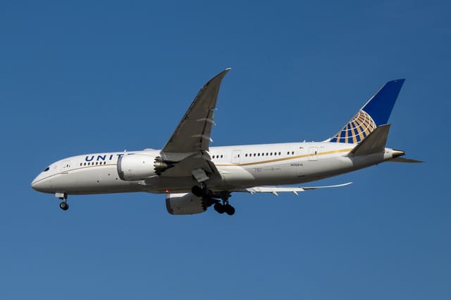 N26910 - Boeing