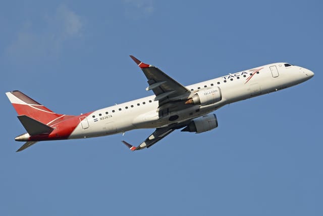 N936TA - Twin-engine aircraft