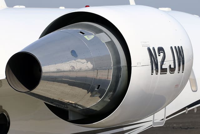 N2JW - Business jet