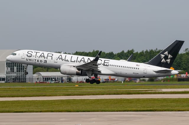 N14120 - Twin-engine aircraft