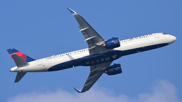 N531DA - Airbus
