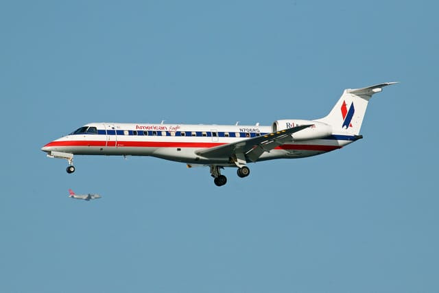N706RG - Embraer