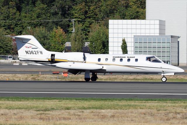 N362FW - Business jet