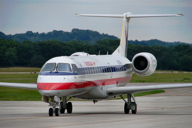 N671AE - Business jet