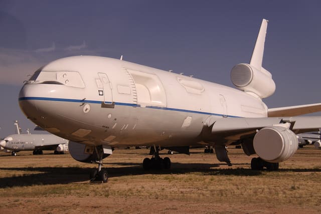 N910SF - Douglas